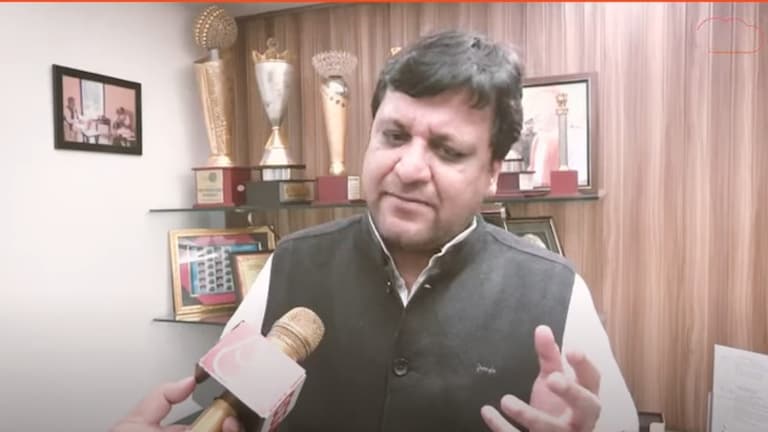 संभल हिंसा पर योगी सरकार के मंत्री का बड़ा बयान, कहा - किसी ने एक थप्पड़ मारा तो हम पांच मारेंगे Sambhal Violence