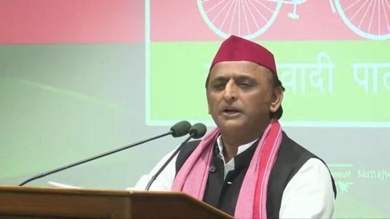 संभल हिंसा को लेकर सपा ने किया बड़ा ऐलान, योगी सरकार से भी की ये मांग Akhilesh Yadav