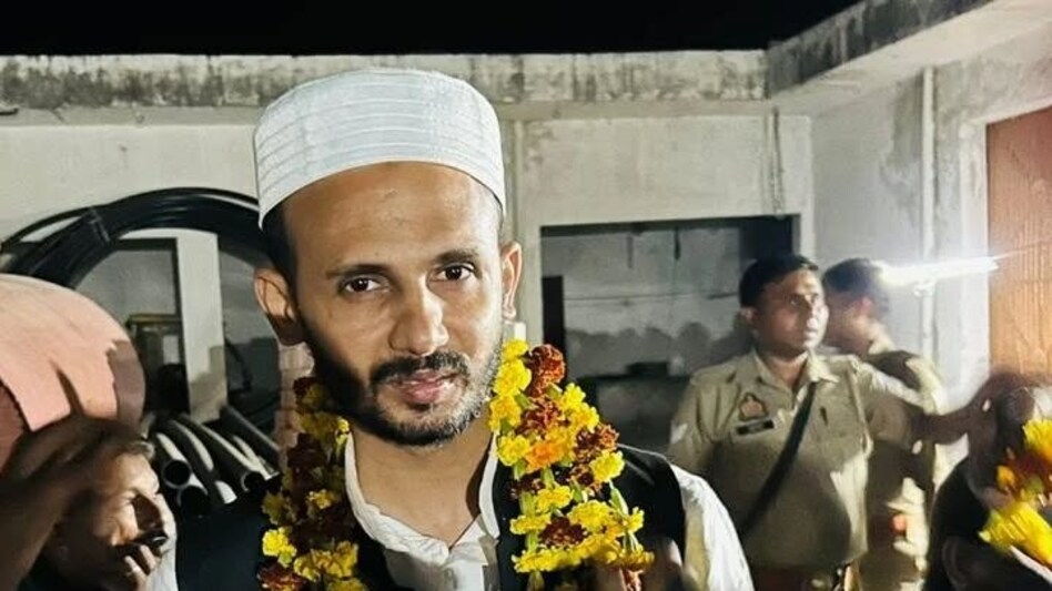 सपा सांसद जियाउर्रहमान बर्क की इस मामले में बढ़ सकती हैं मुश्किलें, फिर से खुलेगी फाइल होगी जांच Ziaur Rahman Barq