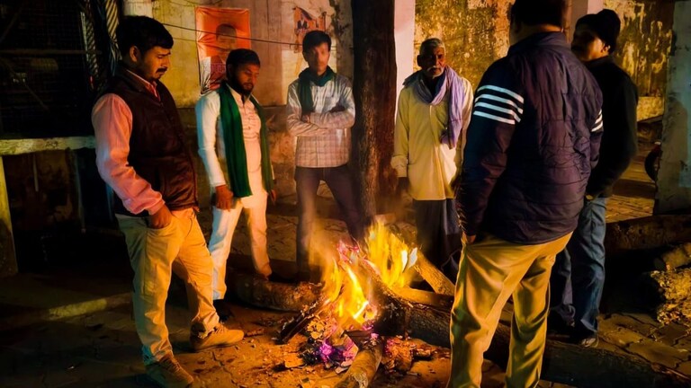 UP Weather News: 20 दिसंबर से पलट जाएगा यूपी का मौसम? ठंड को लेकर IMD ने की बड़ी भविष्यवाणी UP Weather Update
