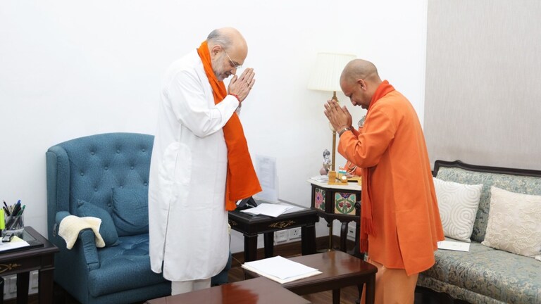 दिल्ली में भारी गहमागहमी के बीच सीएम योगी आदित्यनाथ की गृहमंत्री अमित शाह से मुलाकात, क्या हुई बात? UP Tak
