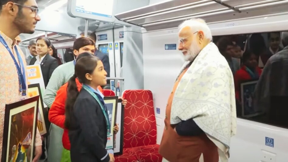 PM मोदी ने किया 'नमो भारत कॉरिडोर' उद्घाटन, अब मेरठ से दिल्ली की दूरी होगी 40 मिनट में तय PM Modi Inaugurate Namo Bharat Corridor