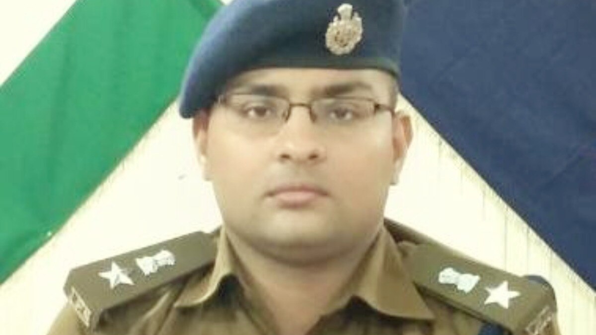 SP Abhinandan, IPS Abhinandan, Whi is IPS Abhinandan, UP News, UP Police, Yogi Adityanath