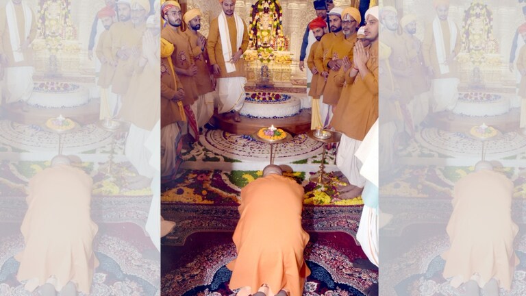 अयोध्या पहुंचकर सीएम योगी ने रामलला के चरणों में झुकाया शीश और फिर कही ये बात UP Tak