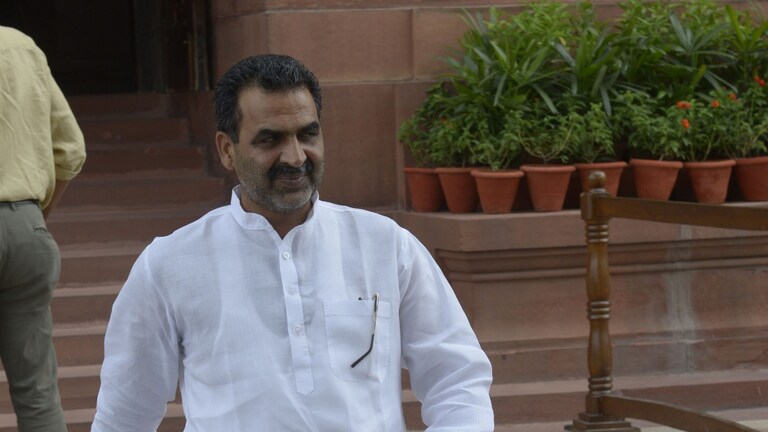 Y-कैटेगरी की सुरक्षा हटी तो संजीव बालियान हुए योगी सरकार पर फायर! CM को लेटर लिख कह दी ये बड़ी बात UP Tak