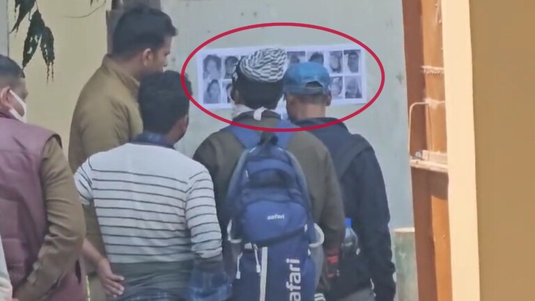 महाकुंभ: मोतीलाल नेहरू मेडिकल कॉलेज की मोर्चरी में ये किन लोगों की तस्वीर चिपकी है? पूरा मामला जान लीजिए Maha Kumbh, Maha Kumbh 2024, Kumbh Mela, Kumbh Mela 2025, Prayagraj, Prayagraj News, maha kumbh bhagdad, maha kumbh stampede, UP News, प्रयागराज, महाकुंभ, महाकुंभ भगदड़, यूपी न्यूज