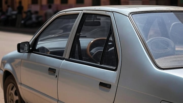 मौत की गाड़ी! झांसी में सेकेंड हैंड कार खरीदकर रची खौफनाक साजिश फिर एक झटके में कर दिया कांड Jhansi News (Representative Image)