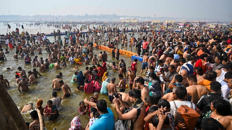 जिस प्रयागराज महाकुंभ में करोड़ों लोगों ने लगाई डुबकी उसका पानी इतना गंदा! ये रिपोर्ट आपके होश उड़ा देगी Mahakumbh News