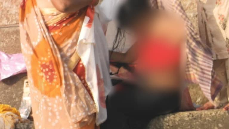 1999 से 3000 में बेचे जा रहे महाकुंभ में नहाती, कपड़े बदलती लड़कियों के वीडियो? चौंकाऊ खुलासा हुआ Mahakumbh News