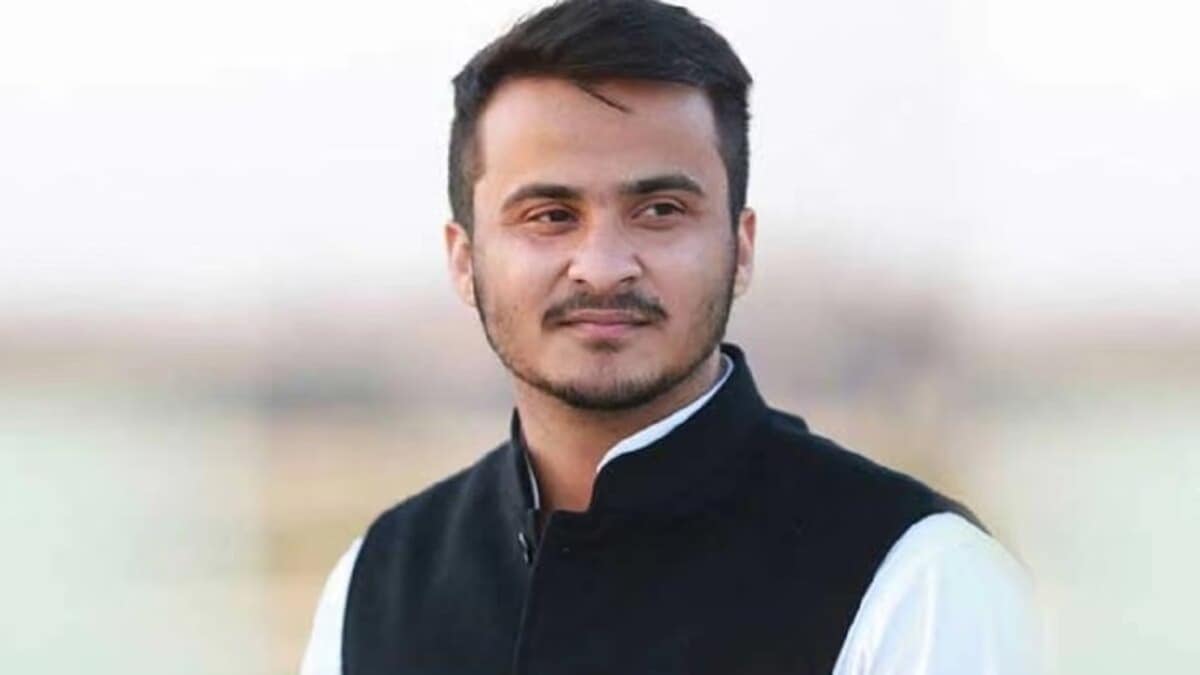 17 महीने बाद आजम खान को मिलेगी बड़ी राहत, बेटे अब्दुल्ला की आज हरदोई जेल से होगी रिहाई, हुआ क्या था? Abdullah Azam Khan, Azam Khan, Samajwadi Party, Rampur Court, Bail, Hardoi, Hardoi Jail, UP Politics, अब्दुल्ला आजम खान, आजम खान, समाजवादी पार्टी, रामपुर अदालत, जमानत, हरदोई जेल, एमपी एमएलए कोर्ट, यूपी न्यूज