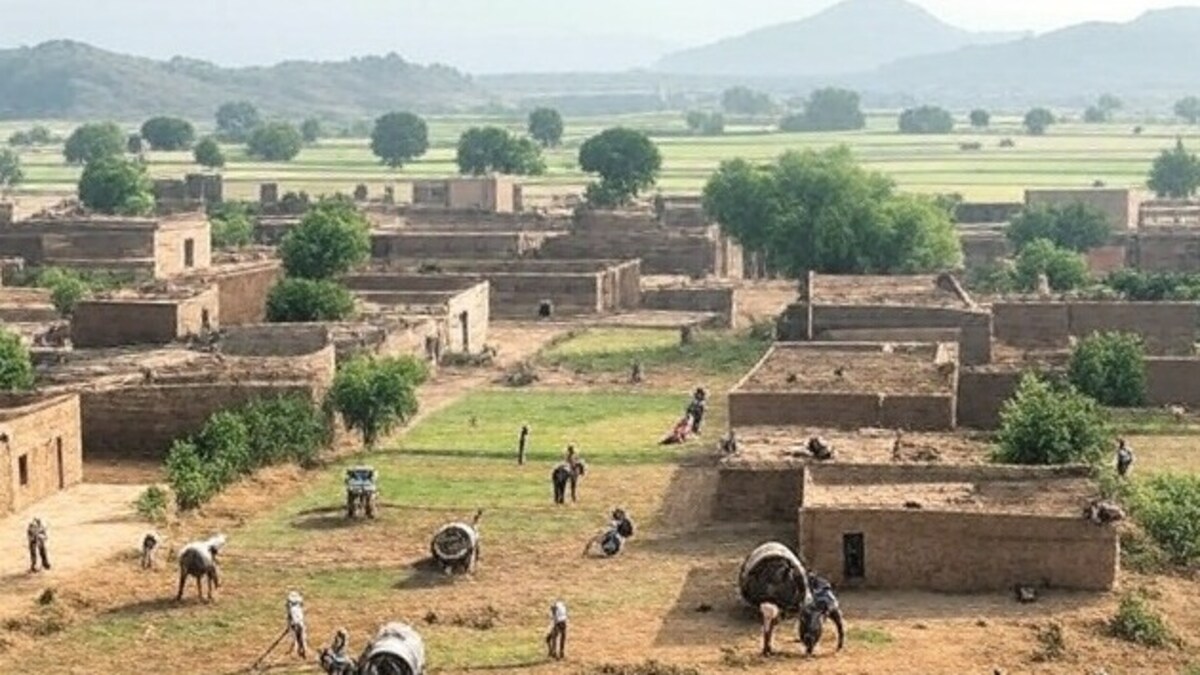 यूपी के 1700 गांवों में शुरू होने वाली है चकबंदी, जिनकी जमीन और खेत हैं वो जान लें पूरा मामला Photo AI