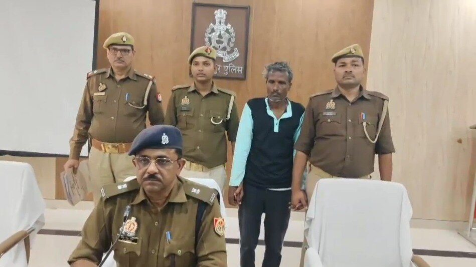Mirzapur, Mirzapur News, Mirzapur Police, Mirzapur Crime, Mirzapur Viral News, UP Crime, UP News, UP Viral News, मिर्जापुर, मिर्जापुर पुलिस, मिर्जापुर क्राइम, यूपी जुर्म