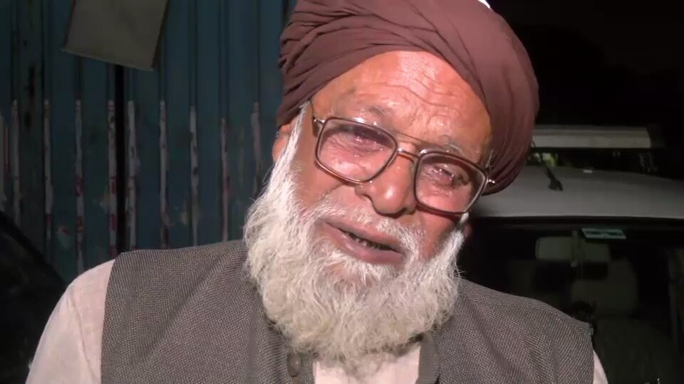 Shahzadi Father Shabber Khan.