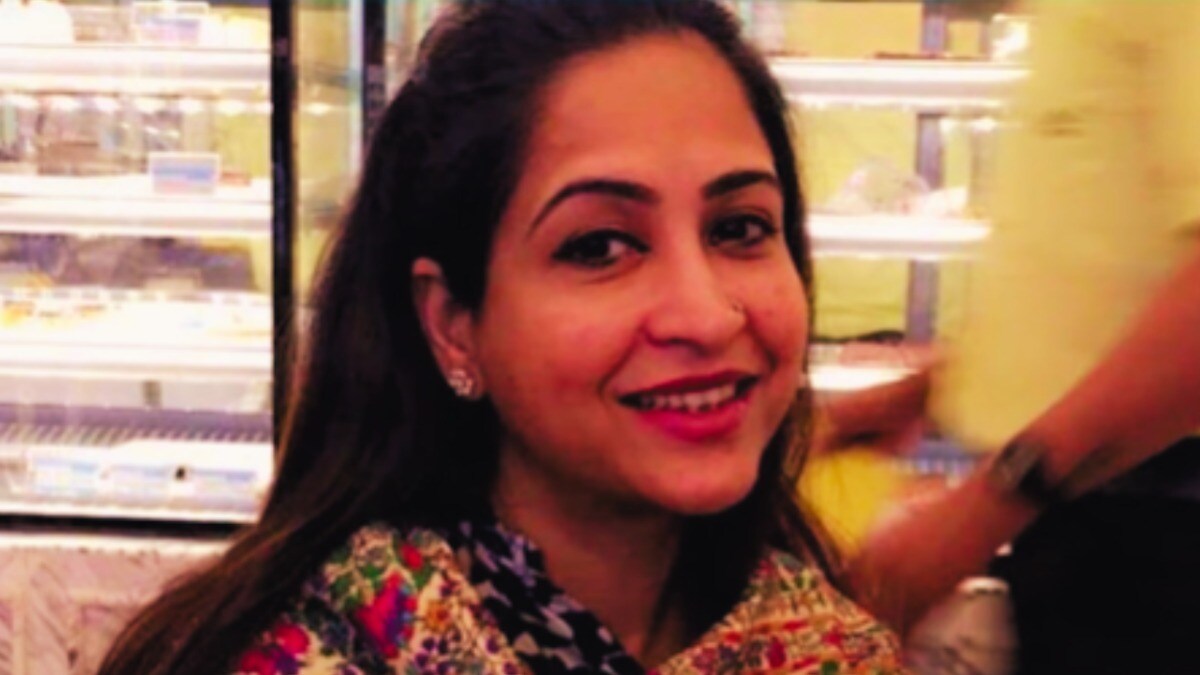 क्या राजा भैया की एक बेटी की मौत भी हुई थी? भानवी सिंह ने अपनी FIR में वो बात भी बताई Bhanvi Singh and Raja Bhaiya Dispute, Raja Bhaiya Mother, Bhanvi Singh and Raja Bhaiya Conflict, Raghuraj Pratap Singh, Raja Bhaiya, Bhanvi Kumari, Bhanvi Kumari News, Raghuraj Pratap Singh News,