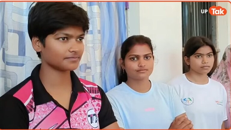 जौनपुर की 3 बहनों ने एक साथ निकाल ली यूपी पुलिस सिपाही भर्ती, देखिए इनकी कहानी और जानिए कैसे मिली सफलता Jaunpur sisters UP Police