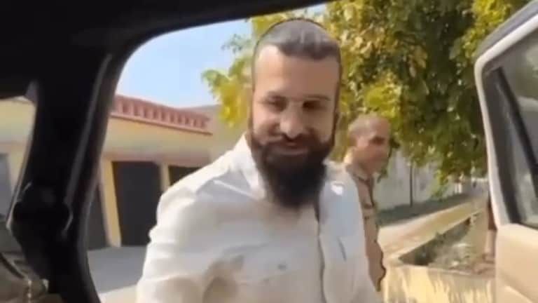 जेल से छूटने के बाद अब्बास अंसारी की पहली झलक आई सामने, देखें माफिया मुख्तार के बेटे का नया लुक Abbas Ansari