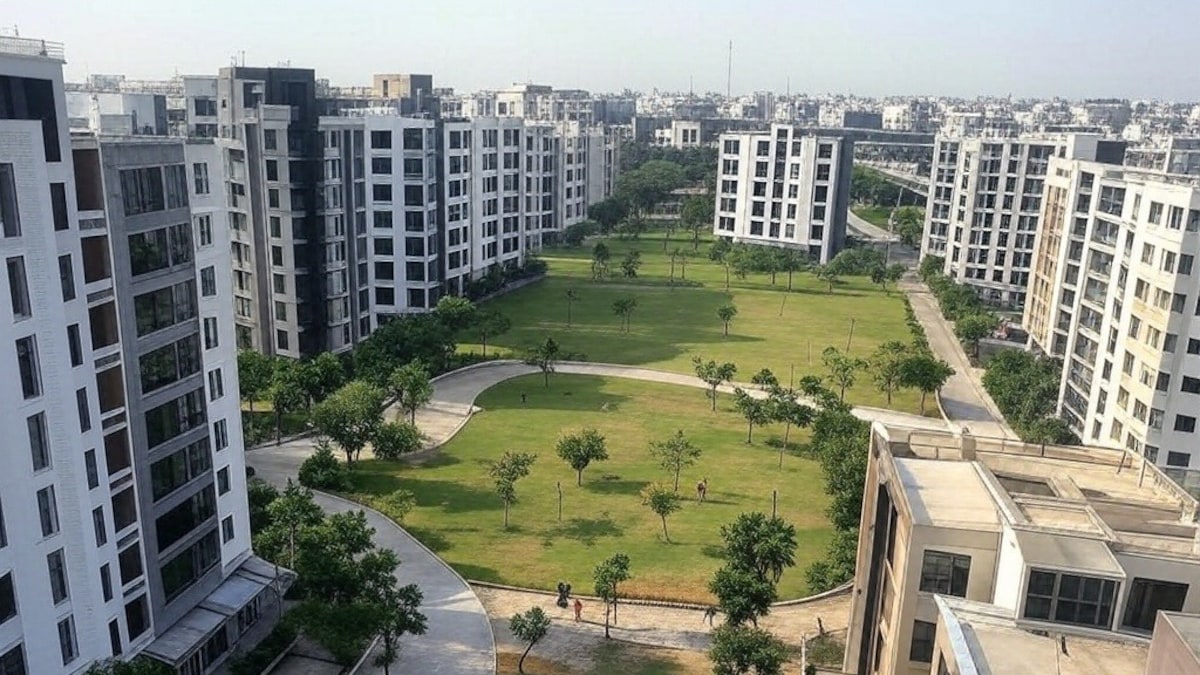 LDA की 3 नई टाउनशिप में एक बनेगी पूर्वांचल एक्सप्रेसवे के पास! यहां करोड़ों की हो जाएं जमीन-मकान उससे पहले जान लीजिए पूरा प्लान LDA Making New Township