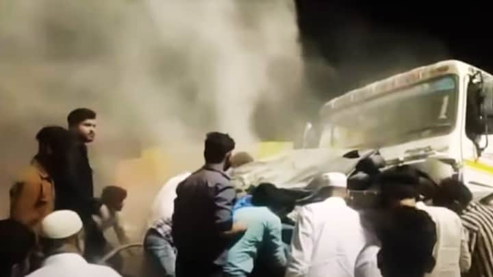 नैनीताल घूमकर लौट रही थीं शिवानी और सिमरन, गूगल मैप से रास्ता खोजते-खोजते मुरादाबाद में हो गया जानलेवा एक्सिडेंट! Moradabad News