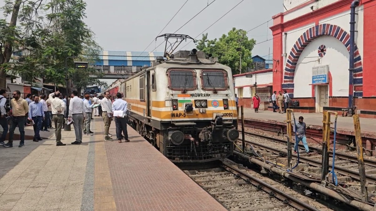A trial train ran at a speed of 160 kmph from DDU Junction