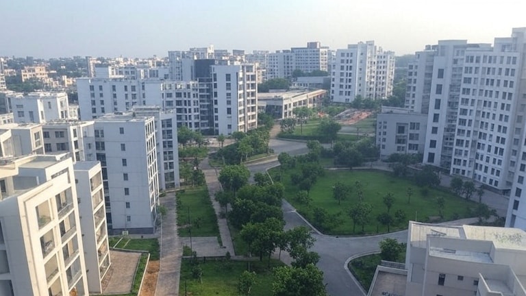 लखनऊ की अनंतनगर टाउनशिप में घर लेने के लिए आवेदन की लास्ट डेट आई सामने, जानें रजिस्ट्रेशन प्रॉसेस Lucknow Anant Nagar housing scheme