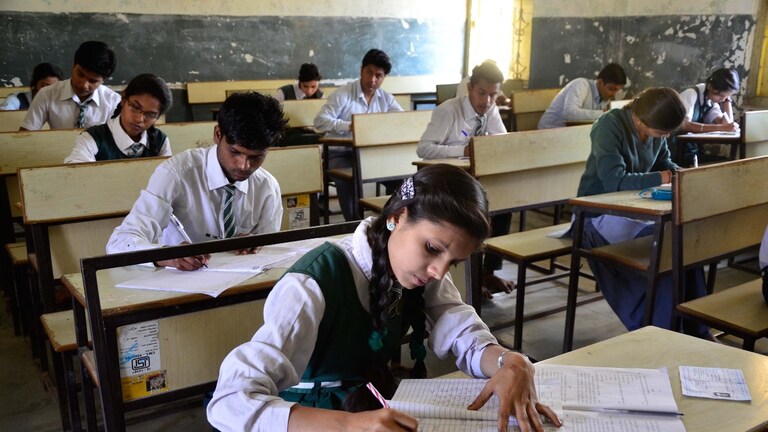 बोर्ड रिजल्ट 2025: यूपी बोर्ड परिषद ने स्कूलों को दिया 7 अप्रैल तक का ये अहम आदेश, रिजल्ट को लेकर अपडेट है क्या? UP Tak