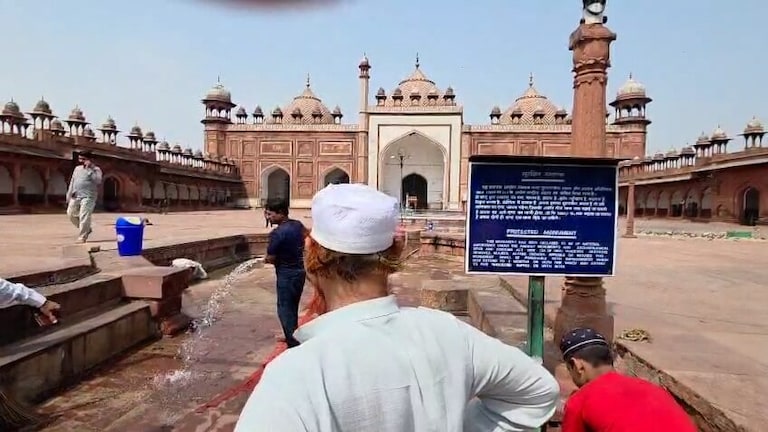 आगरा की जामा मस्जिद में नजरुद्दीन ने रखा था मांस, फिर 60 लोगों ने किया प्रदर्शन, अब उनके संग ये हुआ Agra Jama Masjid meat incident