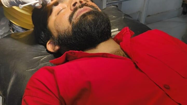 इकाना स्टेडियम में लखनऊ सुपर जायंट्स-गुजरात टाइटंस के बीच IPL मैच देख रहे थे मोहम्मद नबील, उनके साथ क्या कांड हुआ? Lucknow, Lucknow News, Lucknow Viral News, IPL, ipl match, Lucknow Super Giants, Gujarat Titans, Ekana Stadium, UP News, लखनऊ, लखनऊ न्यूज, इकाना स्टेडियम, आईपीएल, लखनऊ सुपर जायंट्स, गुजरात टाइटंस