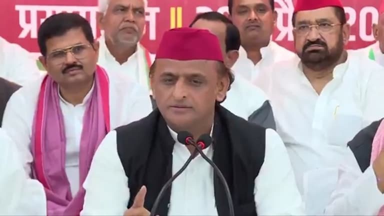 'थानेदार में सिंह भाई लोग'... SHO पोस्टिंग की जातिवार लिस्ट लेकर आ गए अखिलेश, योगी सरकार पर लगाए ये आरोप Akhilesh Yadav caste politics