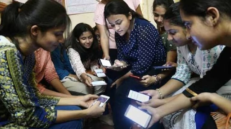 क्या 27 अप्रैल के आसपास आएगा यूपी बोर्ड की 10-12वीं क्लास का रिजल्ट? यहां देखिए लेटेस्ट अपडेट UP Board 12th Result Soon