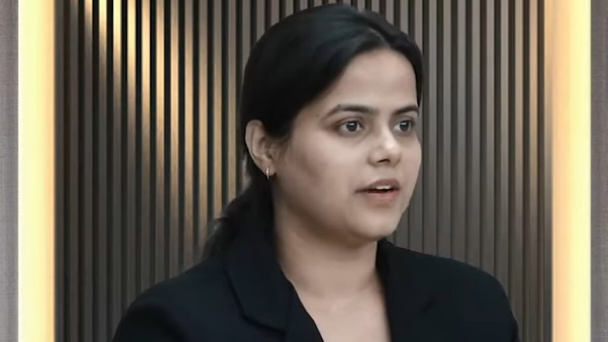 प्रयागराज की शक्ति दुबे ने IAS की परीक्षा को किया टॉप, जानिए उनकी पूरी कहानी UPSC Topper Shakti Dubey