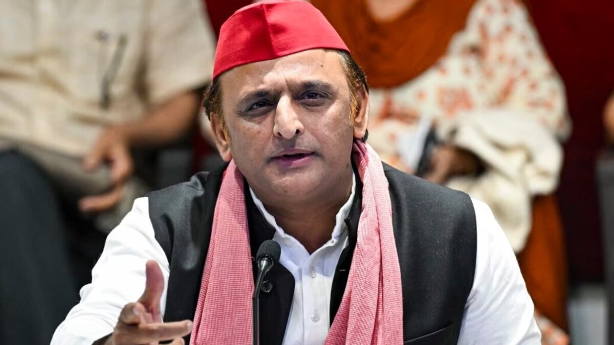 उधर CM योगी कानपुर में शुभम की पत्नी ऐशन्या से मिले, इधर अखिलेश ने आगे की पूरी स्ट्रैटिजी बता दी Akhilesh Yadav, Akhilesh Yadav News, samajwadi party, up news, up viral news, pahalgam attack, pahalgam attack news, pahalgam attack update, अखिलेश यादव, अखिलेश यादव न्यूज, यूपी न्यूज, सपा, योगी, सीएम योगी, योगी आदित्यनाथ