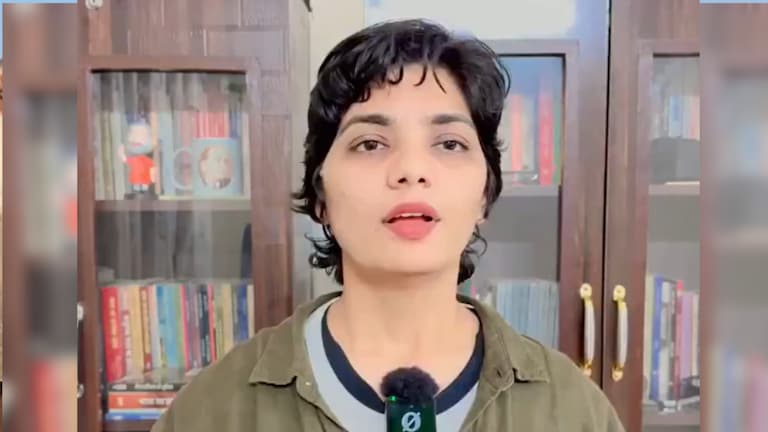 पहलगाम हमले को लेकर पोस्ट करने पर लोकगायिका नेहा सिंह राठौर पर FIR, केस करने वाले कवि अभय सिंह कौन हैं? Neha Singh Rathore video, Pahalgam attack, Neha Singh controversy, Viral video in Pakistan