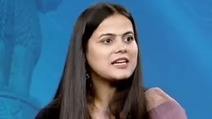 अगर आप भी कर रहे हैं सिविल सेवा की तैयारी तो न करें ये गलती, UPSC टॉपर शक्ति दुबे ने बताया स्मार्ट तरीका UPSC Topper Shakti Dubey