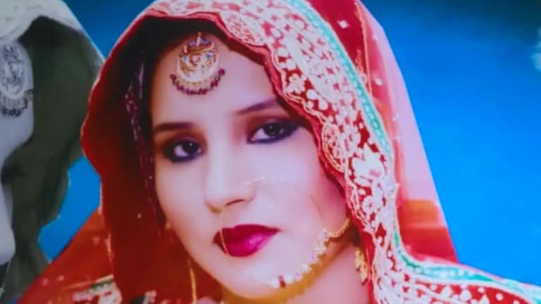 अतीक के भाई अशरफ की बेवा जैनब फातिमा मुश्किलों में फंसी तो पहुंची हाई कोर्ट, आगे क्या हुआ? Jainab Fatima