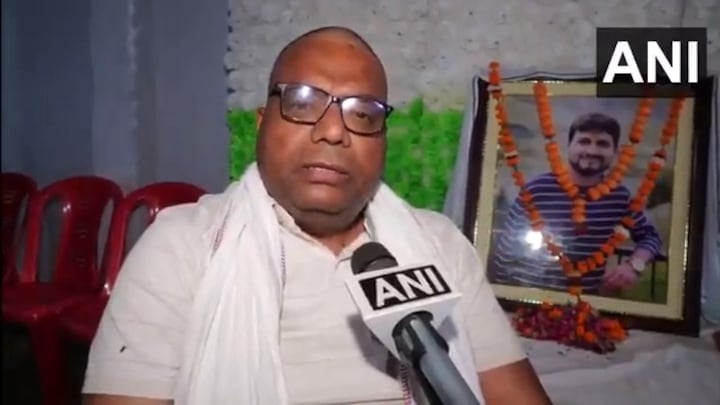 पूरा परिवार हल्का महसूस कर रहा...पहलगाम में मारे गए शुभम द्विवेदी के पिता का रिएक्शन आया सामने Sanjay Dwivedi, father of Shubham Dwivedi.