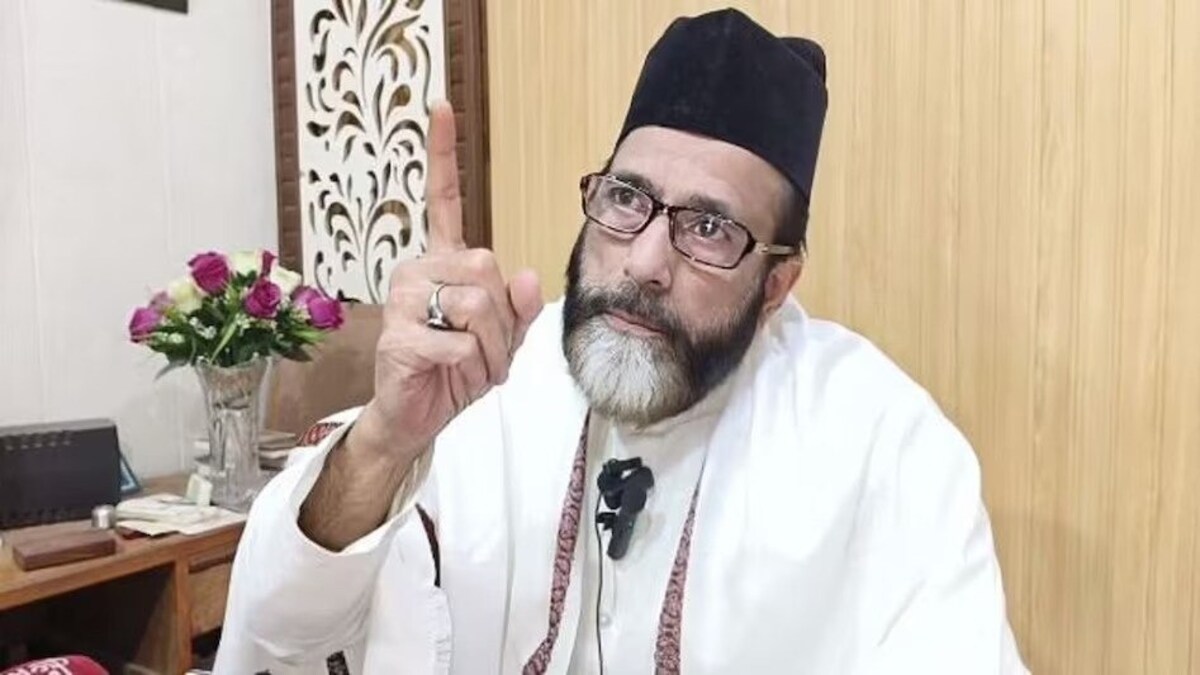पाकिस्तान में IAF के मिसाइल हमले के बाद मौलाना तौकीर रजा ने दिया विस्फोटक बयान Maulana Tauqeer Raza