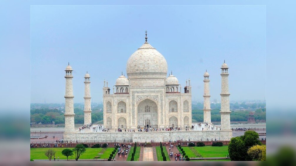 Agra Taj Mahal News