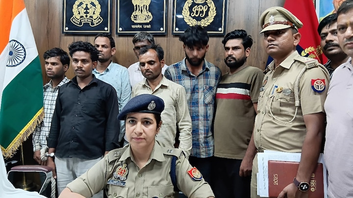 बीमा के 2.7 करोड़ हड़पने के लिए 7 लोगों ने ले ली अमन की जान...संभल की ASP अनुकृति शर्मा ने जो बताया उसे जान चौंक जाएंगे Sambhal Crime News