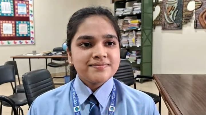 CBSE 12th topper marksheet: सीबीएसई 12वीं की टॉपर शामली की सावी की मार्कशीट और नंबर देख चौंक जाएंगे Savi Jain 12th topper CBSE