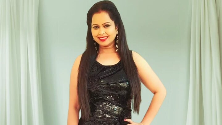 सहारनपुर में ऐक्ट्रेस उर्मिला सनावर के घर का ताला तोड़ 4 महिलाओं ने किया कब्जा, पर क्यों? जानें पूरा मामला Saharanpur Actress Urmila Sanawar News