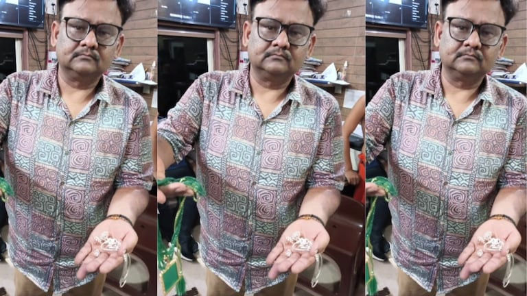 मथुरा-वृंदावन गए अलीगढ़ के अभिषेक अग्रवाल का बैग छीन ले गए बंदर, उसमें थे 20 लाख के जेवरात, फिर गजब हुआ UP News, UP Viral news, UP Viral, UP Viral video, Mathura, Mathura news, Vrindavan, Vrindavan news, Mathura viral news, Vrindavan viral news, मथुरा, वृंदावन, यूपी न्यूज