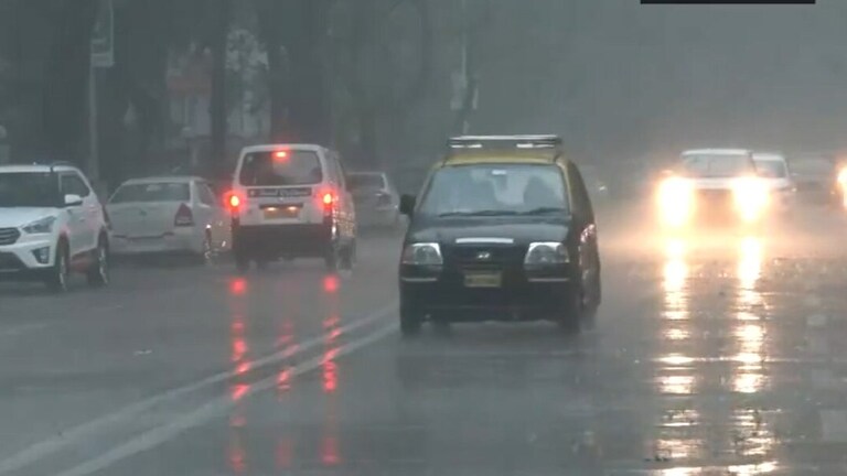 UP Monsoon Update: लू के बीच आज गरज-चमक के साथ होगी बारिश, जानें यूपी के किन इलाकों में बरसेंगे मेघ UP Monsoon Update