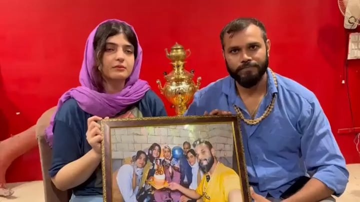 ईरान की फाइजा ने एक साल पहले मुरादाबाद के दिवाकर से की थी शादी, अब वो इस बात को लेकर हैं परेशान Faiza and Diwakar