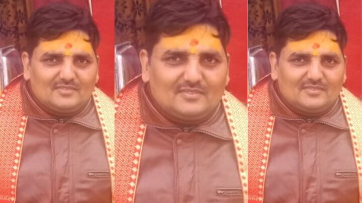 खाकी वर्दी को धोखा देकर कानपुर दारोगा आदित्य वाजपेई ने बदमाश अनूप शुक्ला के साथ निभाई गजब की दोस्ती, किया क्या इन्होंने? Kanpur, Kanpur News, Kanpur Crime News, Kanpur Viral News, up news, up viral news, up viral video, up police, कानपुर, कानपुर न्यूज, कानपुर वायरल न्यूज, कानपुर पुलिस, कानपुर वायरल वीडियो, यूपी न्यूज, दारोगा