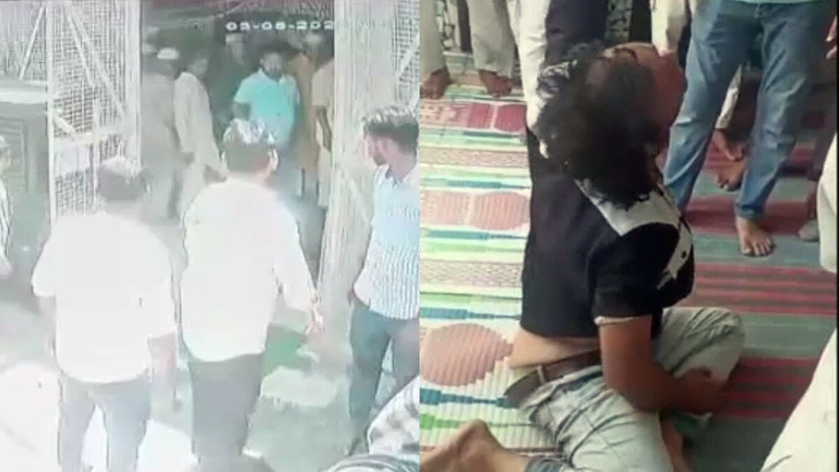 हाथरस का सैफी अलीगढ़ की मस्जिद में जुमे की नमाज के दौरान आ गया, फिर वहां उसने जो किया, आप भी सन्न रह जाएंगे Aligarh, Aligarh news, Aligarh viral news, Aligarh viral video, up news, up viral news, up viral video, अलीगढ़, अलीगढ़ न्यूज, अलीगढ़ वायरल न्यूज, अलीगढ़ वायरल वीडियो, यूपी न्यूज, यूपी वायरल न्यूज
