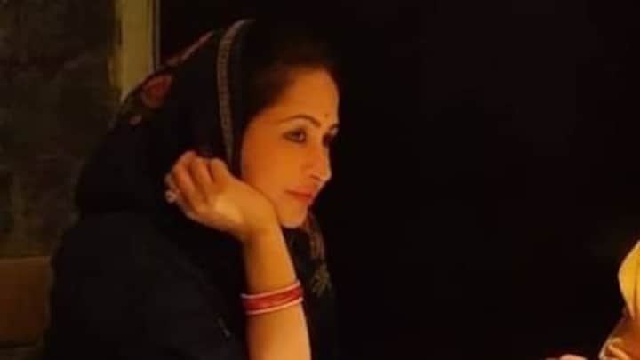 हमारे बप्पा को कमरे में बंद कर दिया... लखनऊ पहुंचीं राजा भैया की पत्नी भानवी सिंह ने किया विस्फोटक दावा Raja Bhaiya, Raja Bhaiya Wife Drama, Bhanvi Singh, lucknow news, Lucknow Drama bhanuv singh, Lucknow, lucknow news,Raja Bhaiya wife Bhanuv Singh lucknow,Bhanuv Singh in lucknow,Raja Bhaiya family dispute