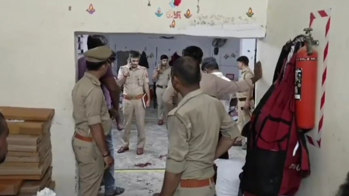 In Varanasi, a man shot courier company manager Vikas Tiwari