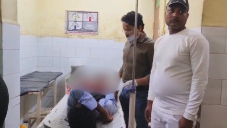 प्रेमिका ने प्रेमी विकास को पहले रात में अपने घर बुलाया और फिर कर दिया उसके प्राइवेट पार्ट पर हमला, ऐसा क्या हुआ वहां? Sant Kabir Nagar, Sant Kabir Nagar news, Sant Kabir Nagar crime news, Sant Kabir Nagar viral news, Sant Kabir Nagar police, up news, up viral news, up latest news, संत कबीर नगर, संत कबीर नगर न्यूज, यूपी न्यूज