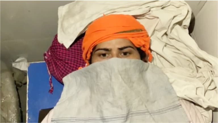 किन्नरों ने मेरे पति के प्राइवेट पार्ट काट दिया... रामपुर में पत्नी ने सन्न कर देने वाला केस बताया Rampur, Rampur news, Rampur latest news, Rampur viral news, up latest news, up news, रामपुर, रामपुर न्यूज, यूपी न्यूज, किन्नर, प्राइवेट पार्ट