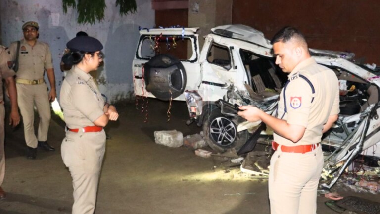 संभल में भीषण सड़क हादसे में बारात लेकर जा रहे दूल्हे समेत 8 लोगों की मौत, इस वजह से हुआ था एक्सीडेंट Sambhal News